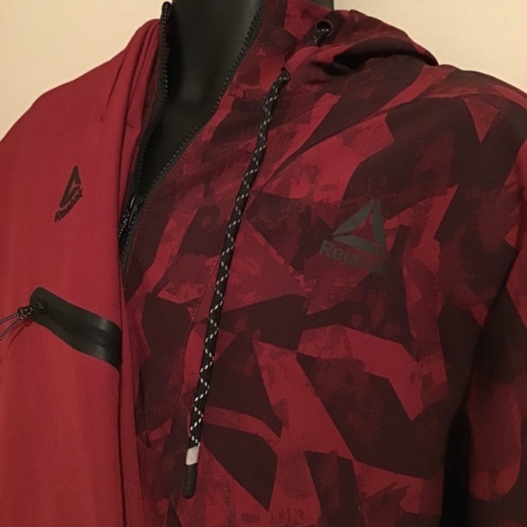 REEBOK, women’s track suit, gorgeous, new condition, see all photos, must have. - Picture 3 of 13